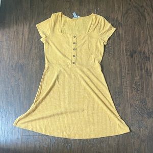 Arizona Jean co yellow dress medium